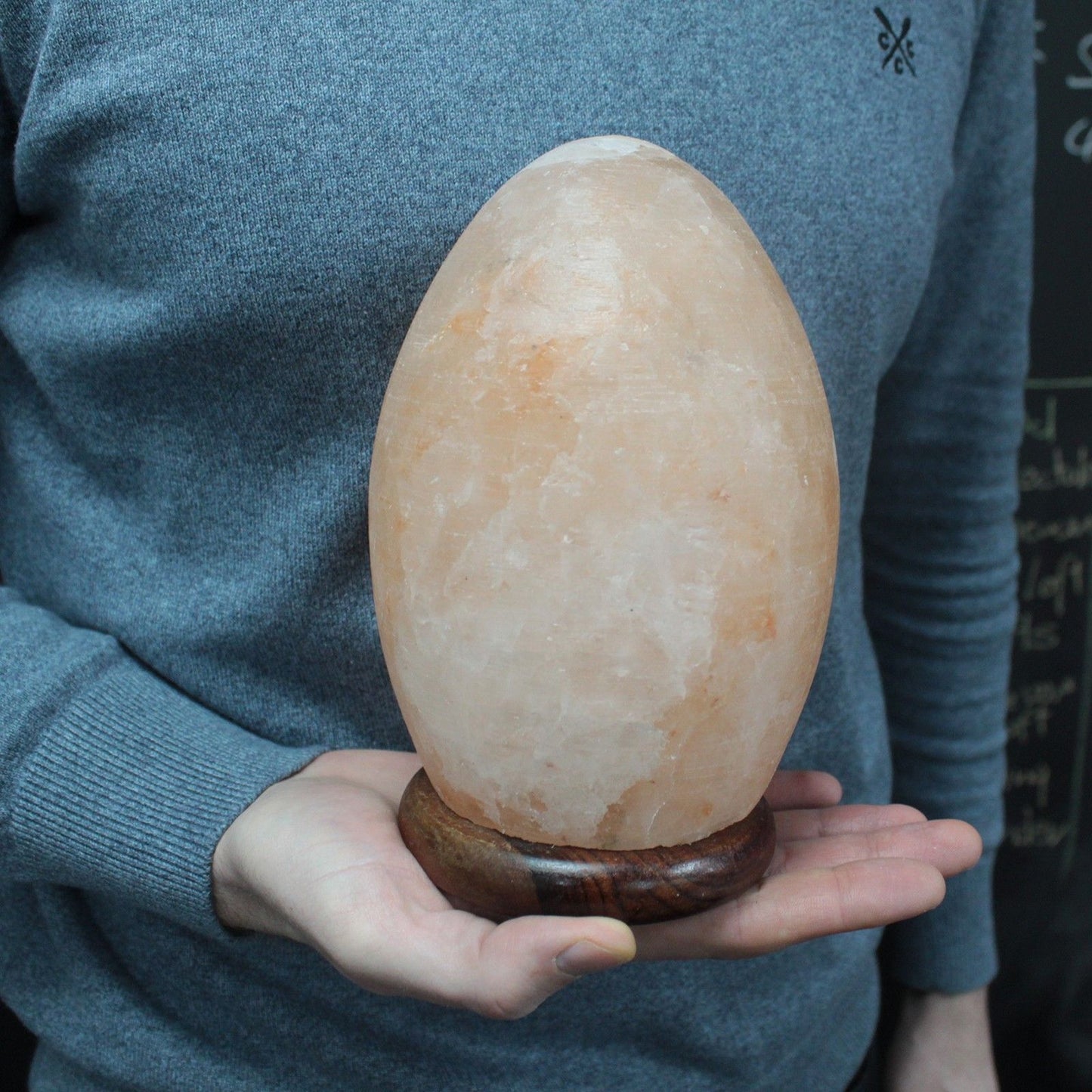 Lámpara de Sal del Himalaya Huevo 3kg Piedra Natural Tallada a Mano.