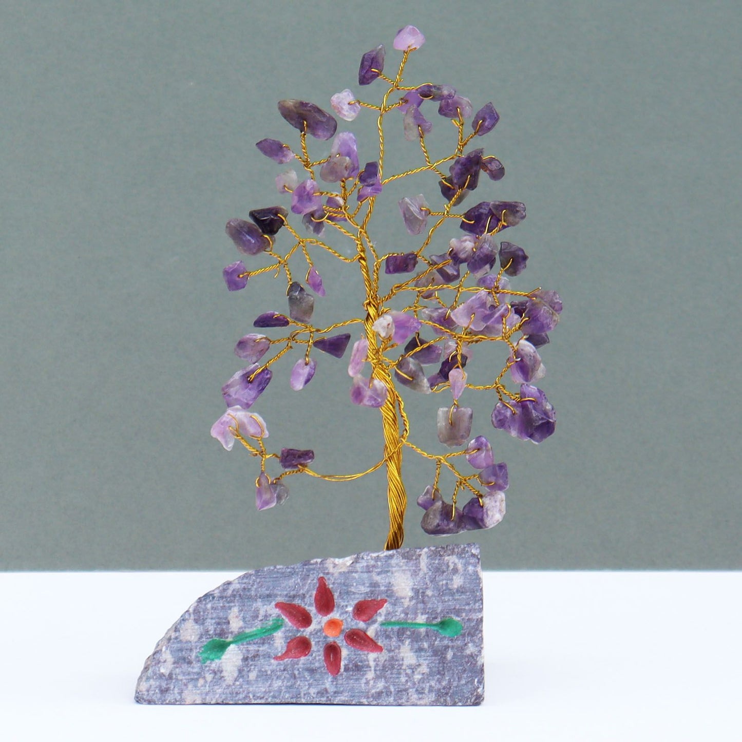 Árbol de Amatista sobre Base de Piedra - 80 Gemas Naturales