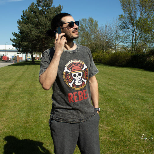 Nomad Sari Camiseta de algodón lavado a la piedra - Rebel - Carbón - Mediano