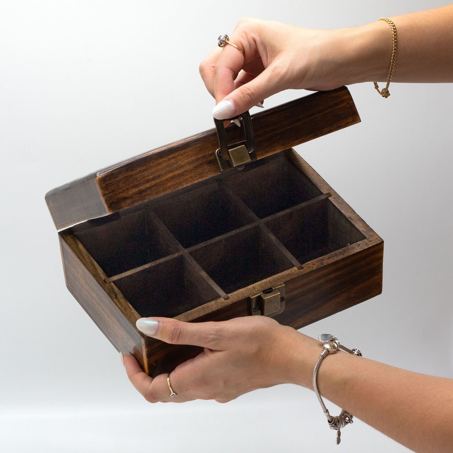 Caja de Té Tallada a Mano (9 compartimentos)