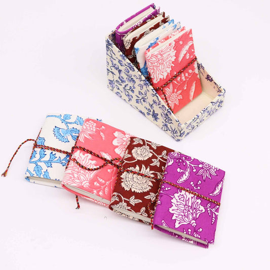 Set de 8 Cuadernos de Algodón con Estampado Floral 7x10cm (display pack)