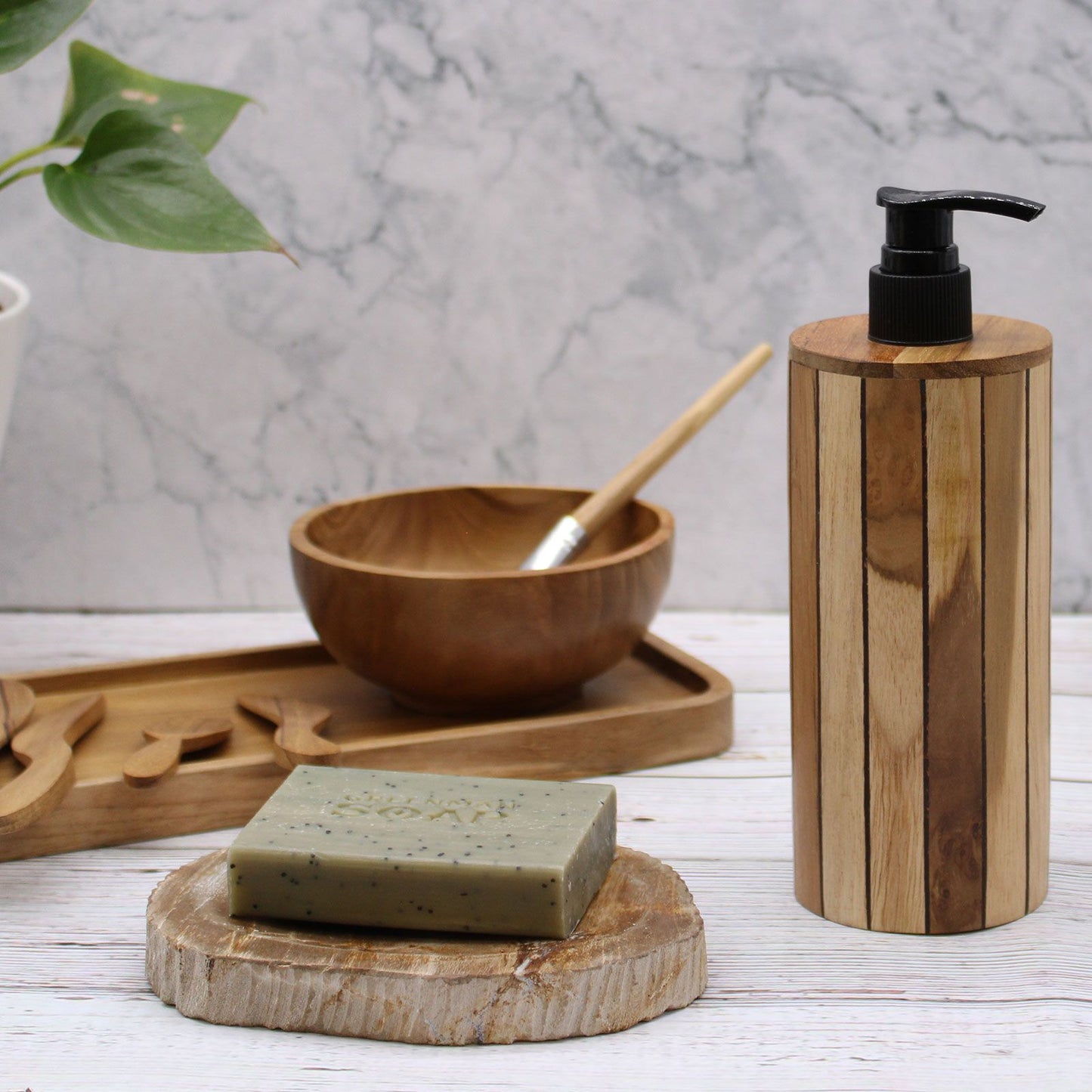 Dispensador de jabón de madera de teca natural - Harmony