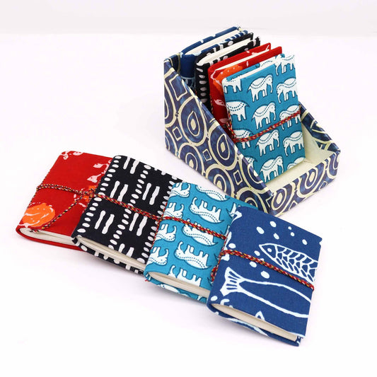 Set de 8 Cuadernos de algodón con estampado 7x10cm (display pack)