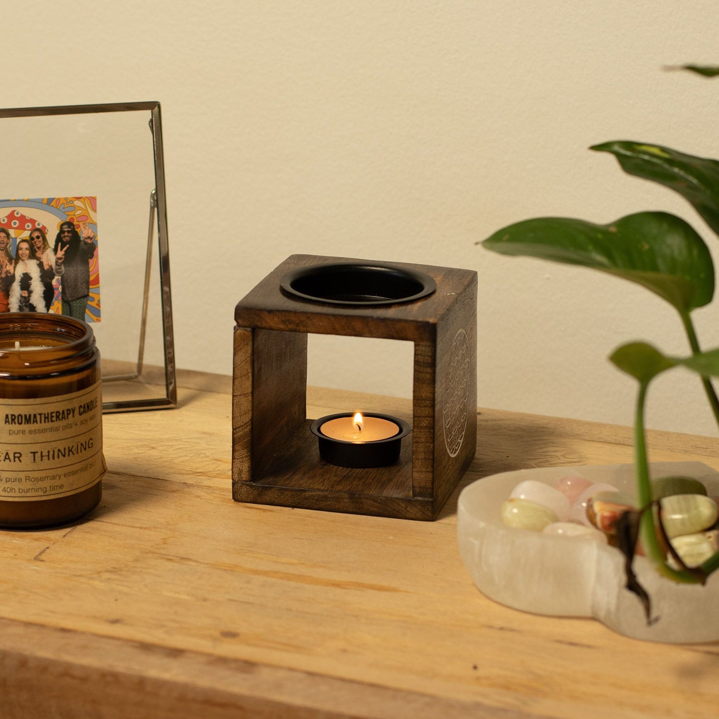 Quemador de aceite de madera de mango cuadrado - Hamsa