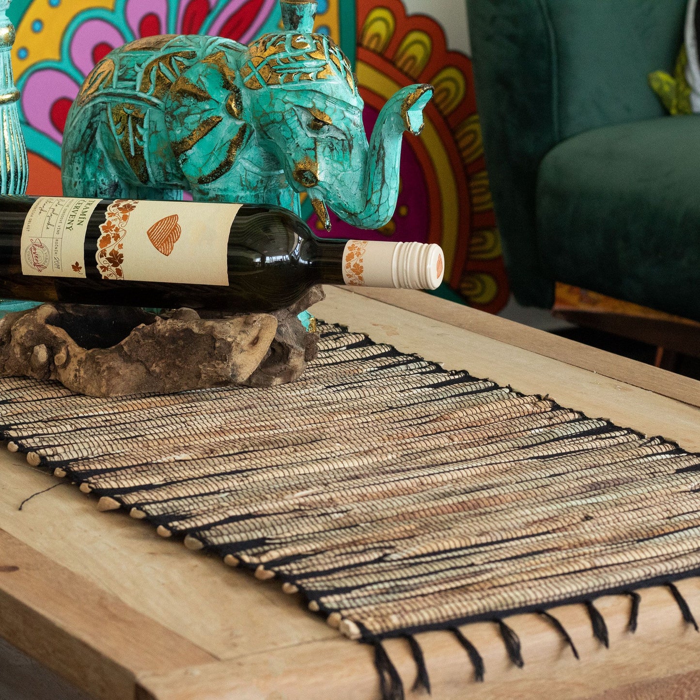 Camino de Mesa de Jacinto de Agua - Tigre Negro con Flecos - 150cm x 36cm