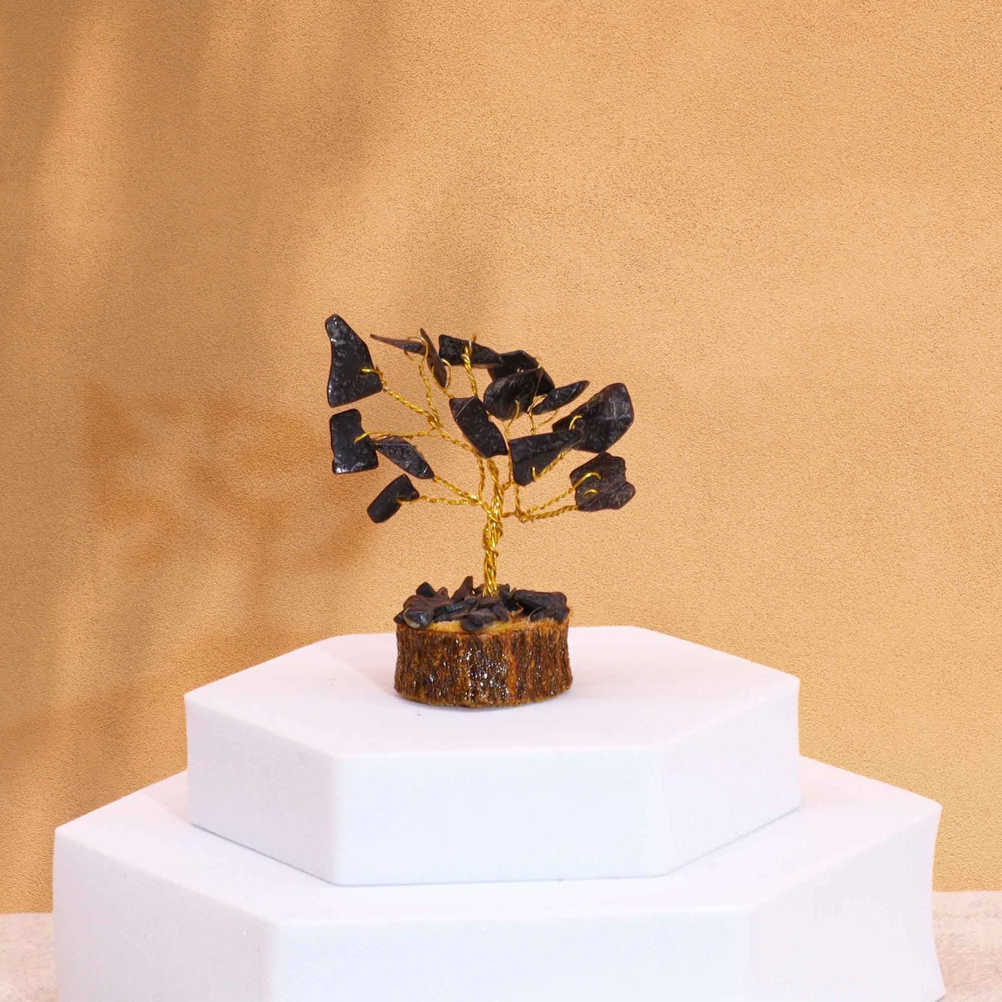 Mini árbol de Ágata Negra sobre base de madera - 15 Gemas Naturales