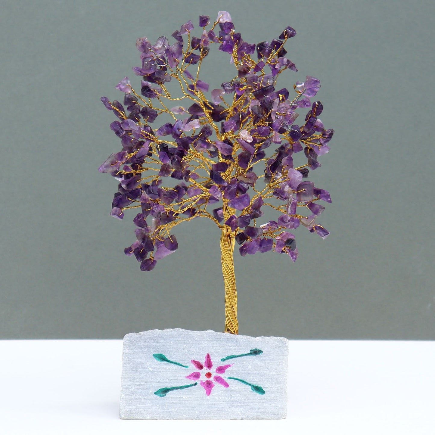 Árbol de Amatista sobre Base de Piedra - 320 Gemas Naturales