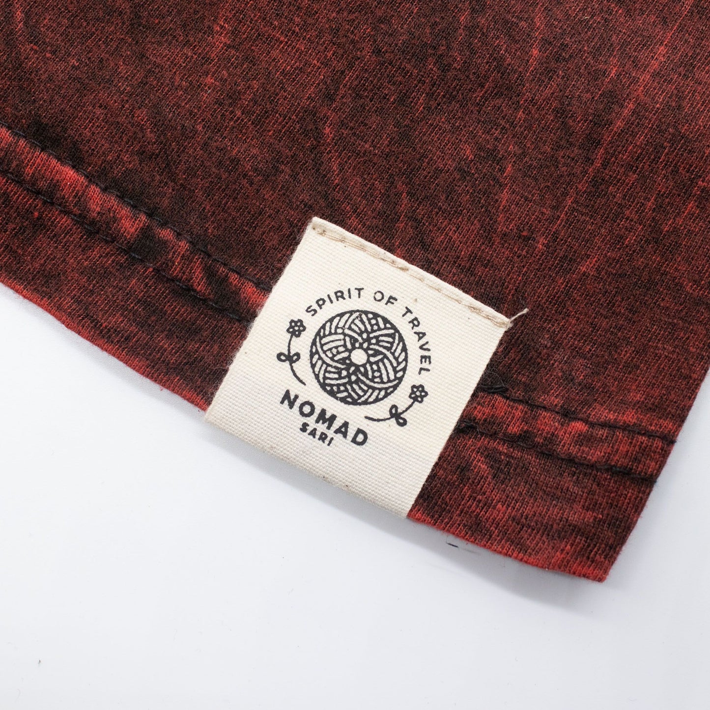 Nomad Sari Camiseta de algodón lavado a la piedra - Mandala de dragón - granate - Grande